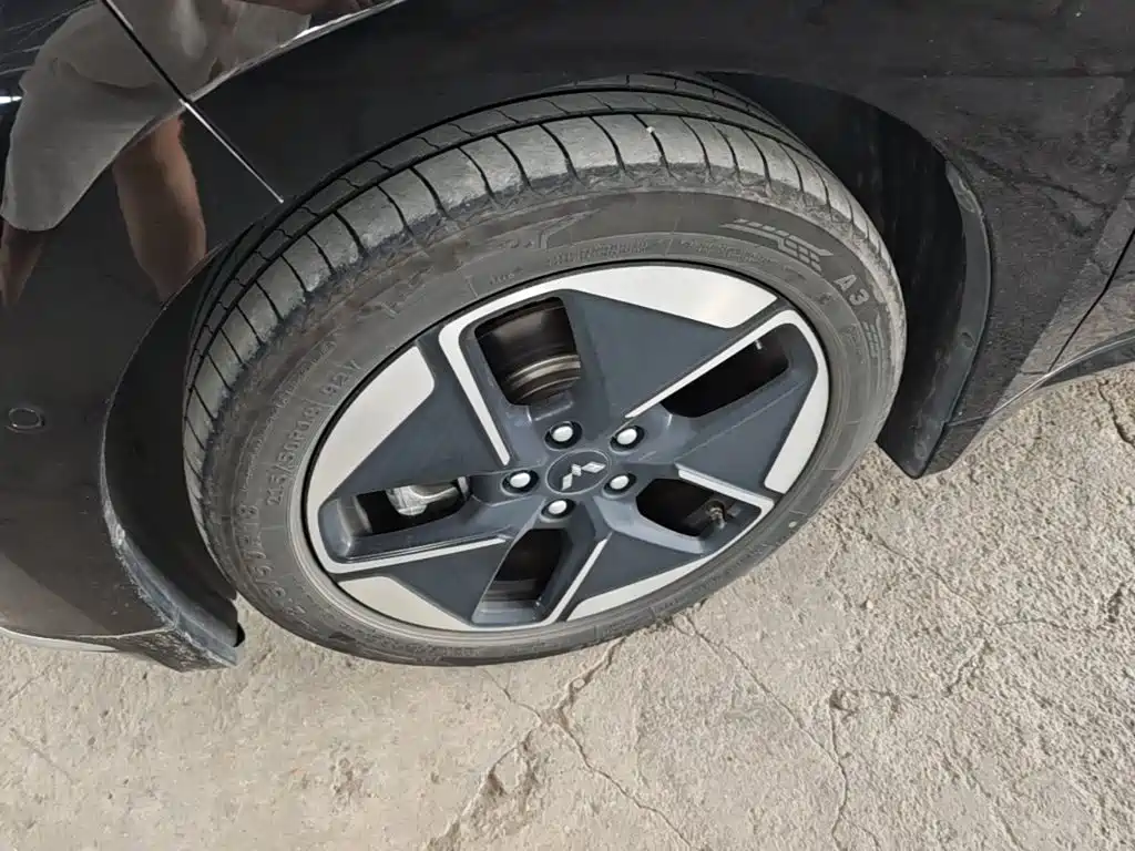 Wuling Xingguang — миниатюра 23