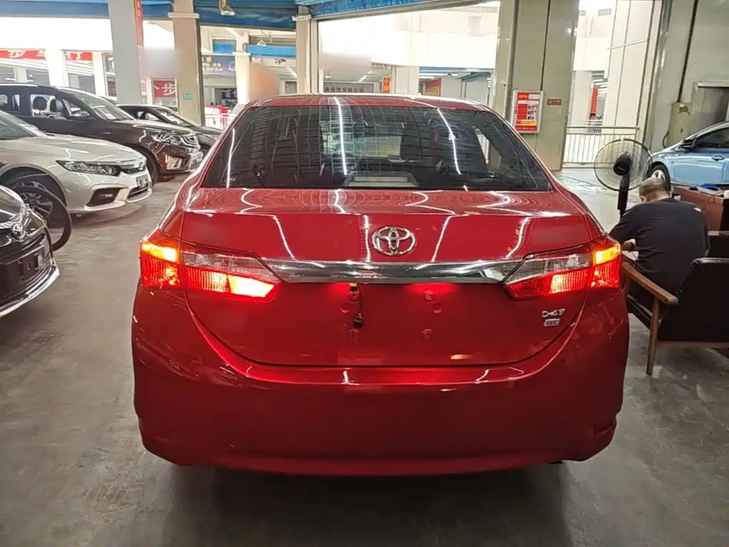 Toyota Corolla — миниатюра 6