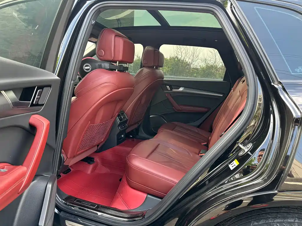 Audi Q5L 2024 40 TFSI Luxury