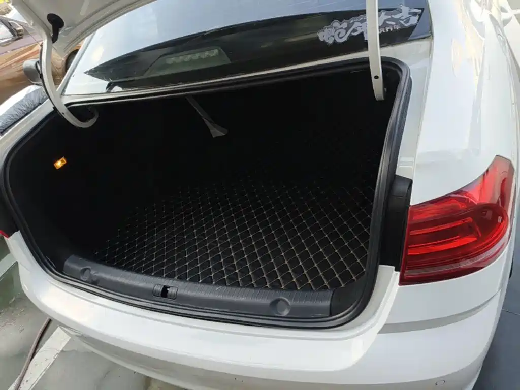 Volkswagen Lavida — миниатюра 19