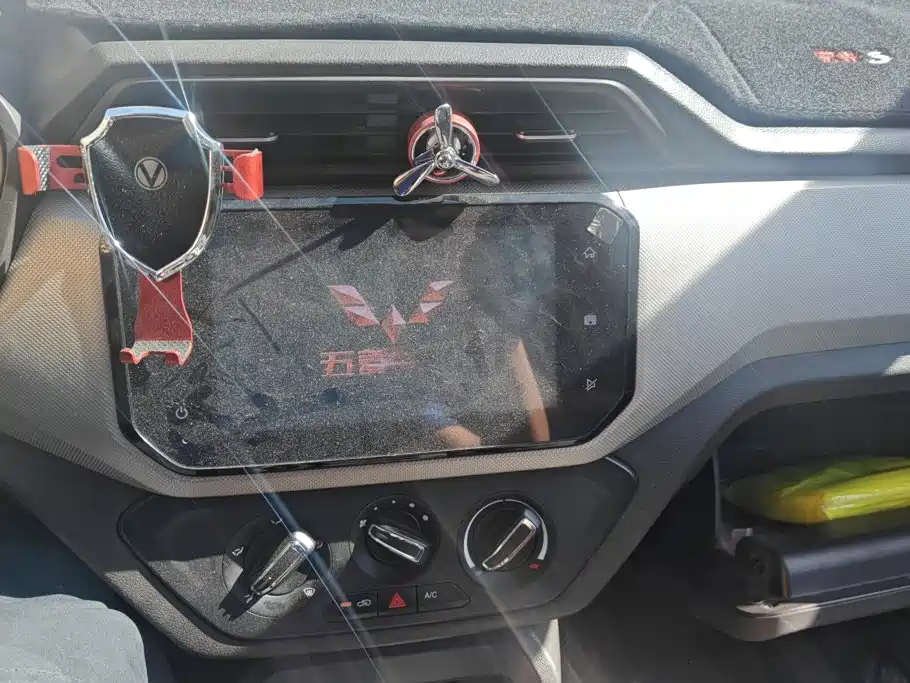 Wuling Hongguang — миниатюра 13