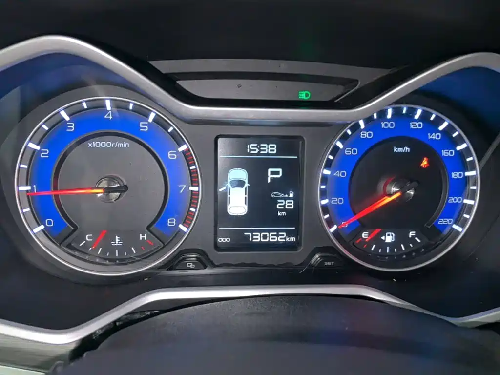 Geely Vision X3 — миниатюра 12