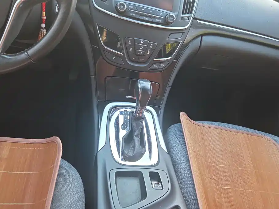 Buick Regal — миниатюра 16