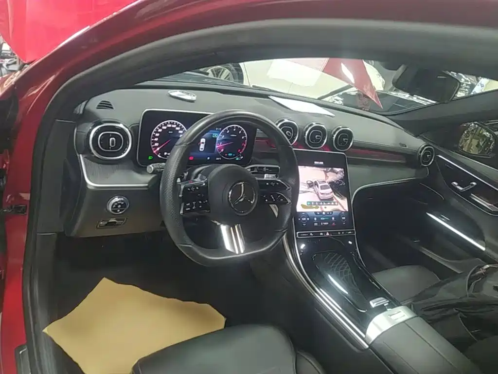Mercedes-Benz C-Class — миниатюра 10