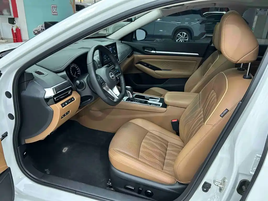 Nissan Teana — миниатюра 16