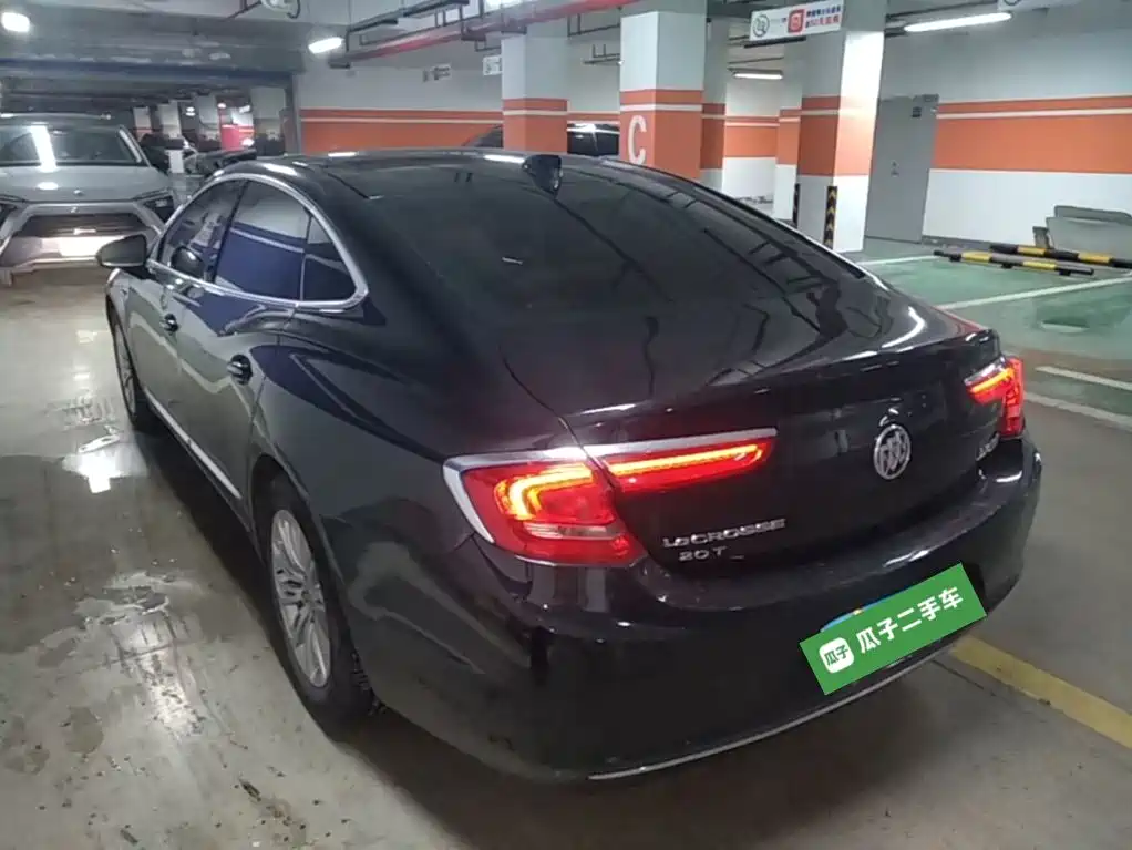 Buick LaCrosse — миниатюра 5