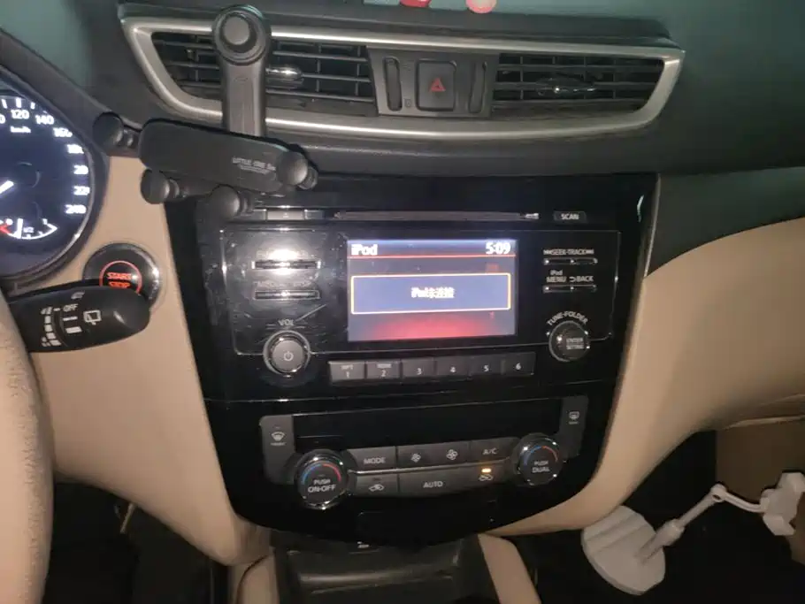 Nissan X-Trail — миниатюра 13