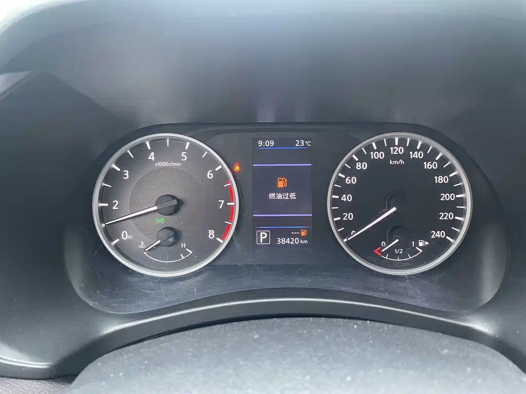 Nissan Sylphy — миниатюра 8