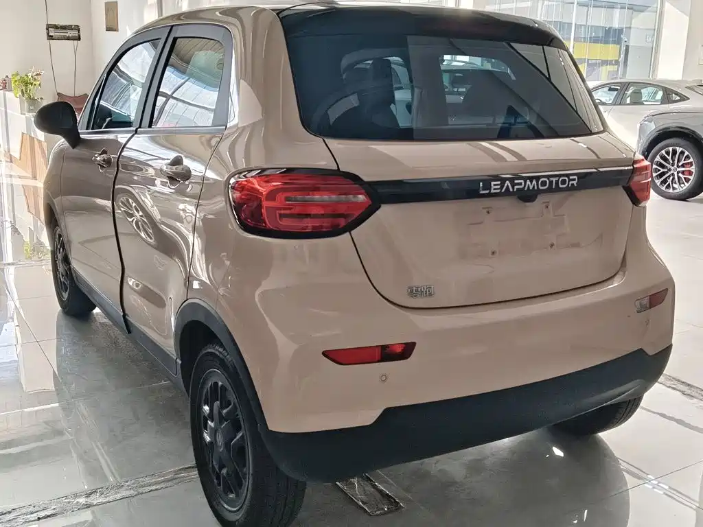 Leapmotor Leapmotor T03 — миниатюра 5