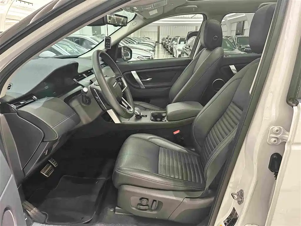Land Rover Discovery Sport — миниатюра 11