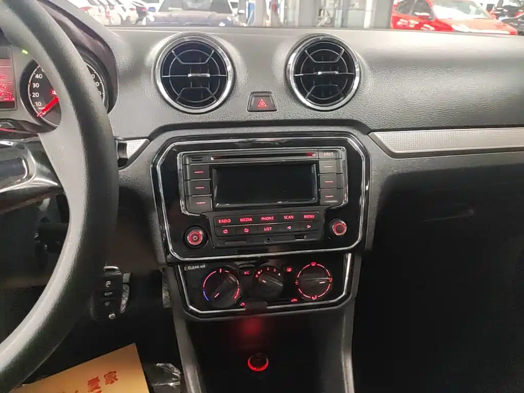 Volkswagen Jetta — миниатюра 13