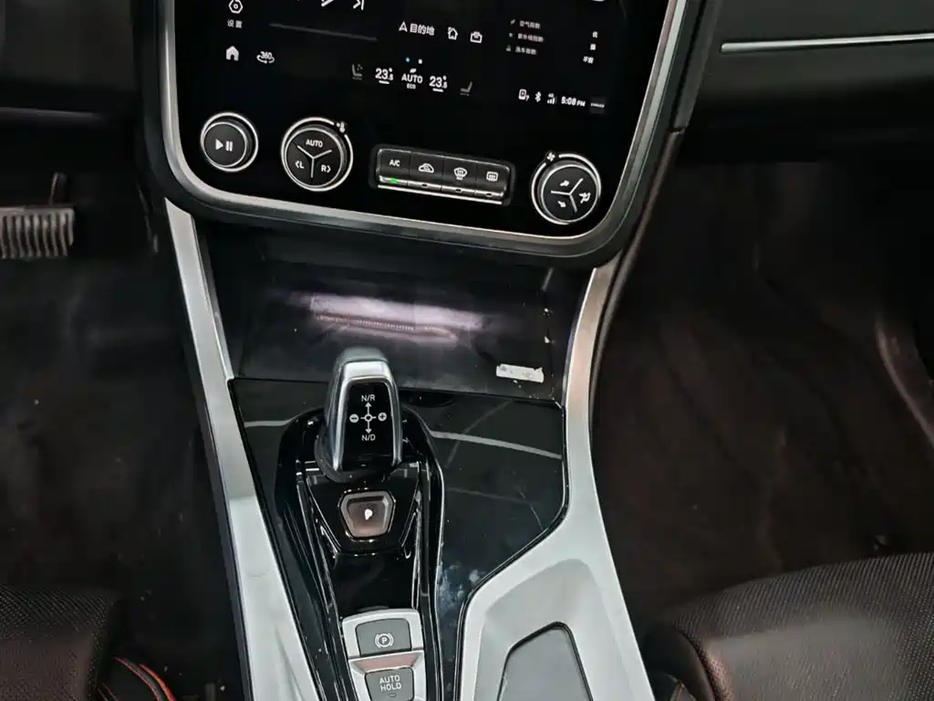 Lynk & Co 01 — миниатюра 15