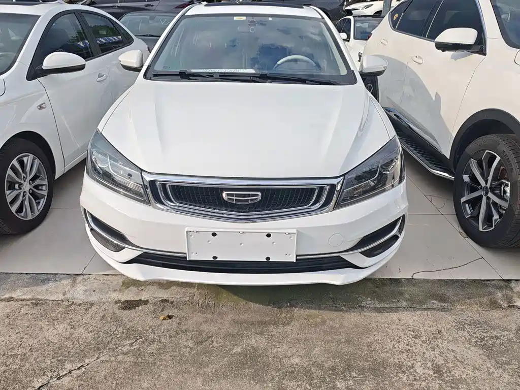 Geely Emgrand — миниатюра 2