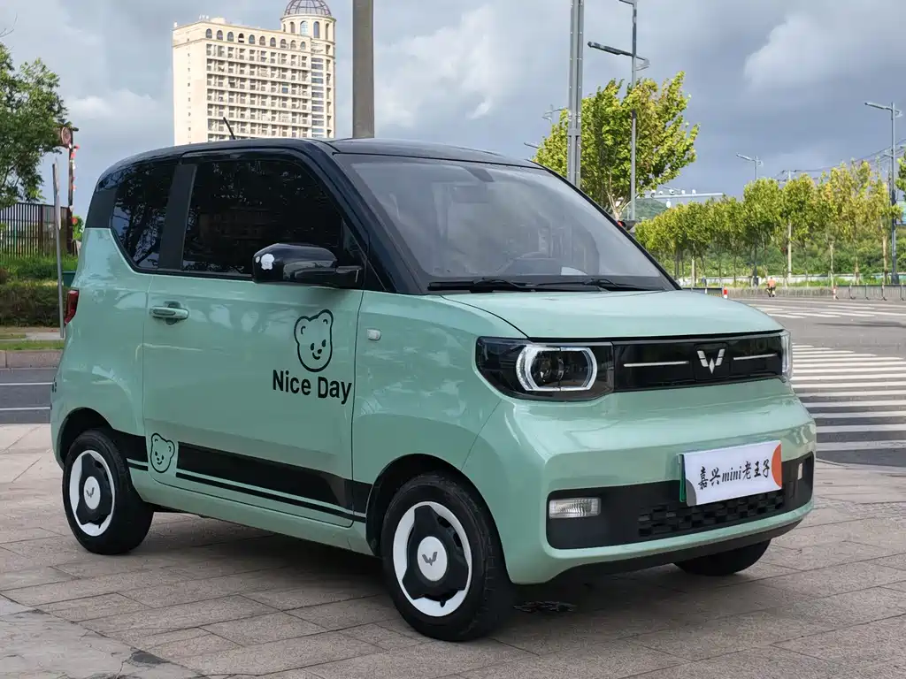 Wuling MINIEV — миниатюра 8