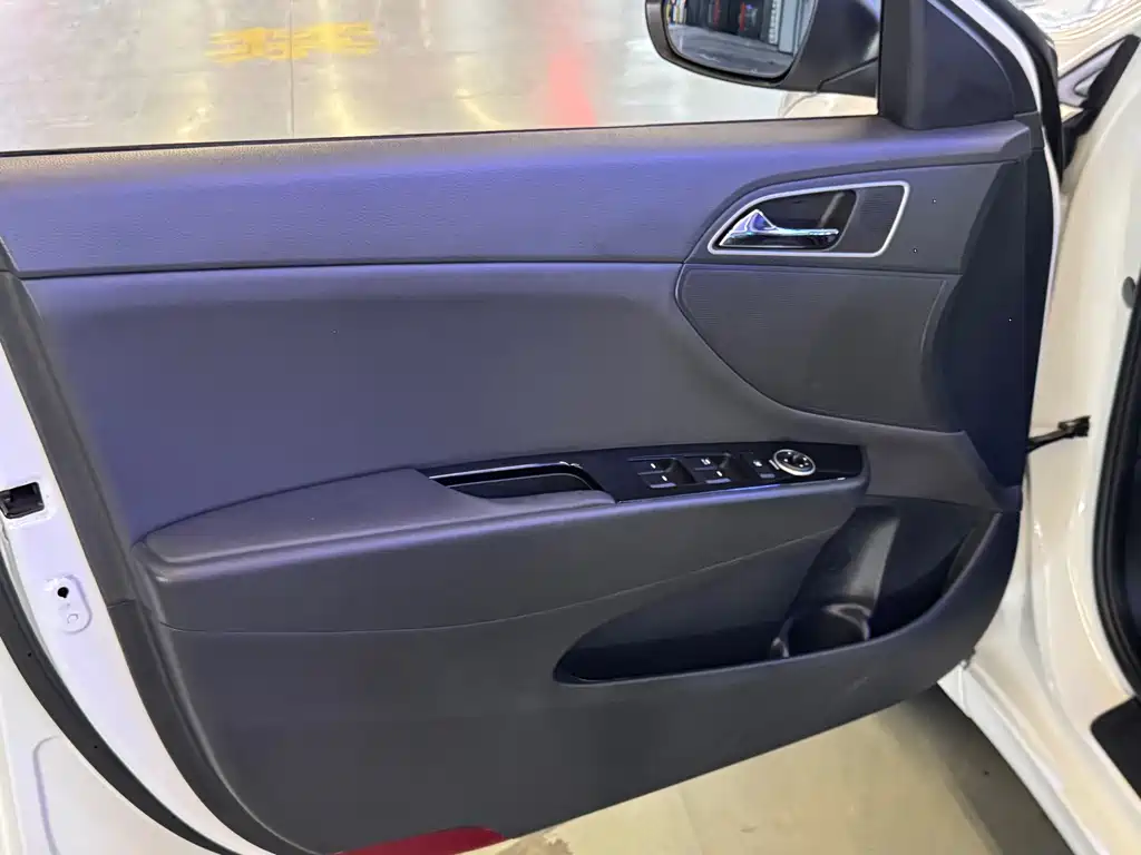 Hyundai Mistra — миниатюра 14