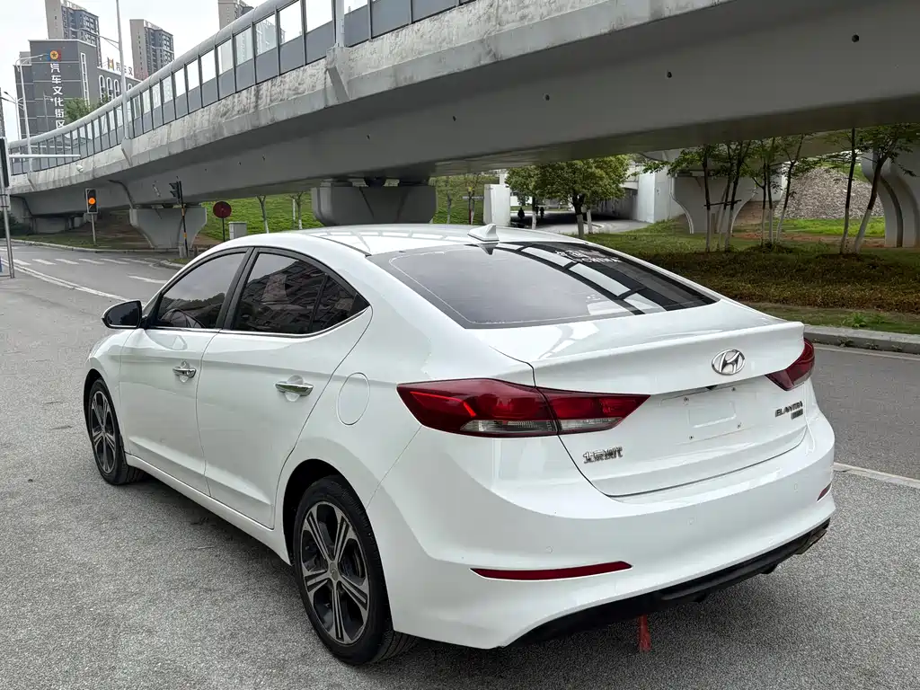 Hyundai Elantra 2018 1.4T DCT