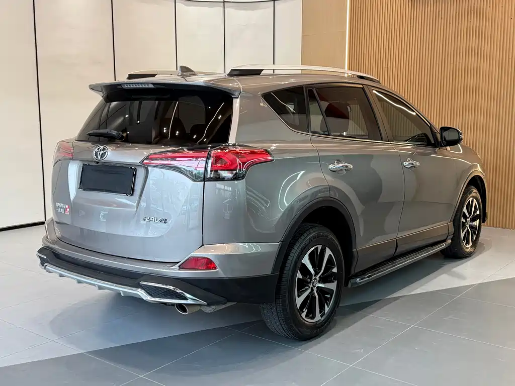 TOYOTA RAV4 RONGFANG