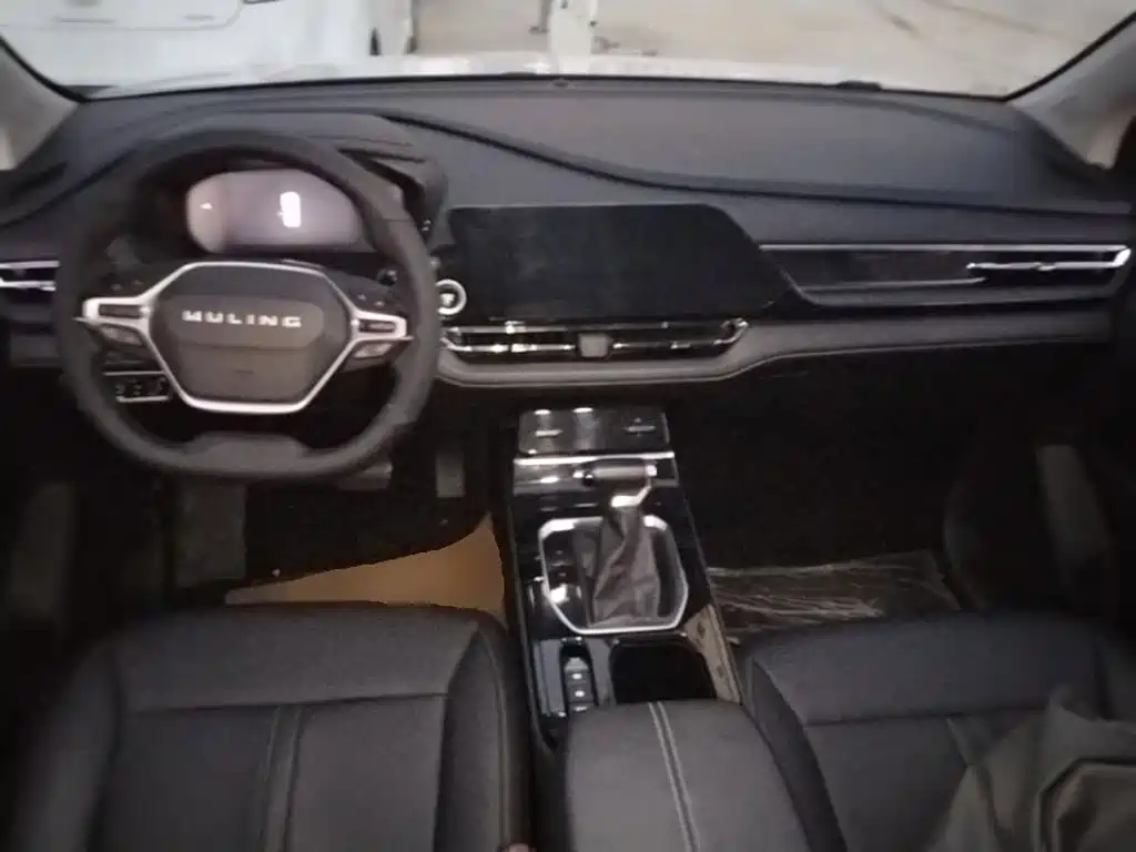 Wuling Victory — миниатюра 10