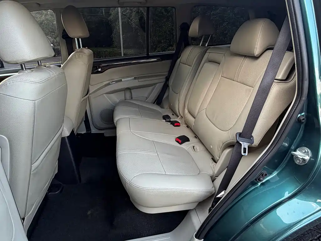 Mitsubishi Pajero Sport — миниатюра 9