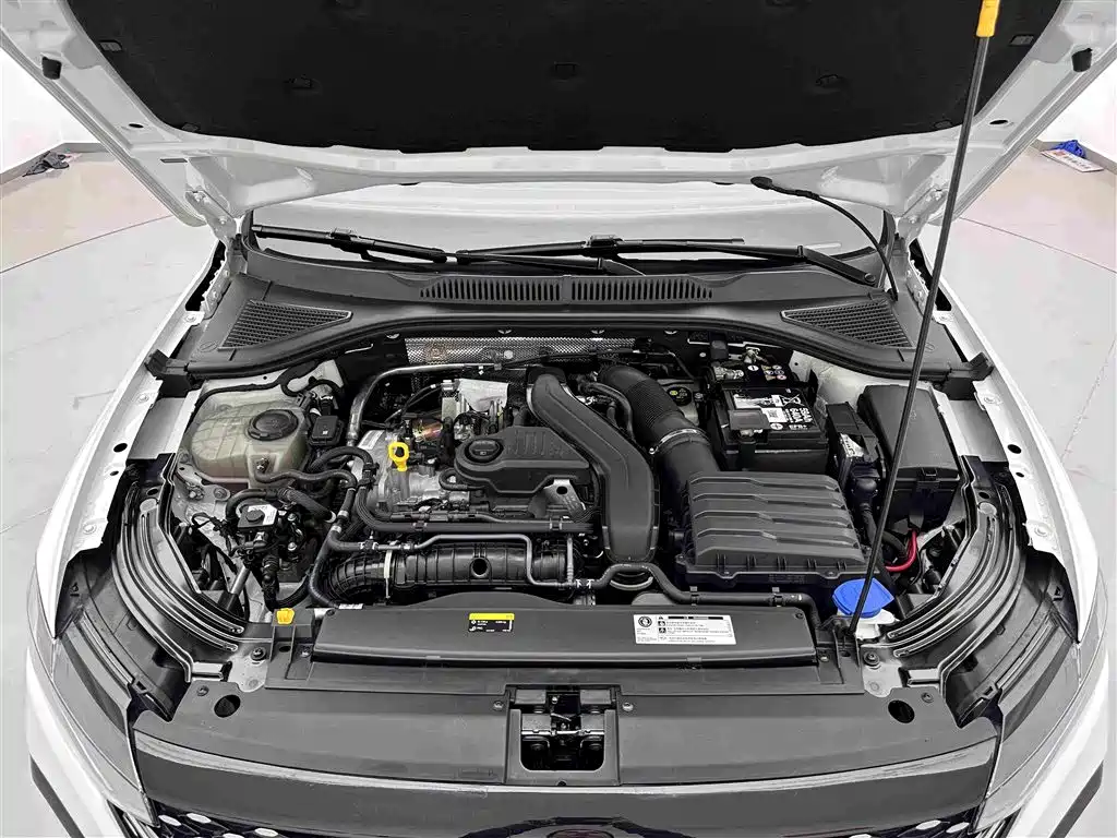 Volkswagen Lavida — миниатюра 25