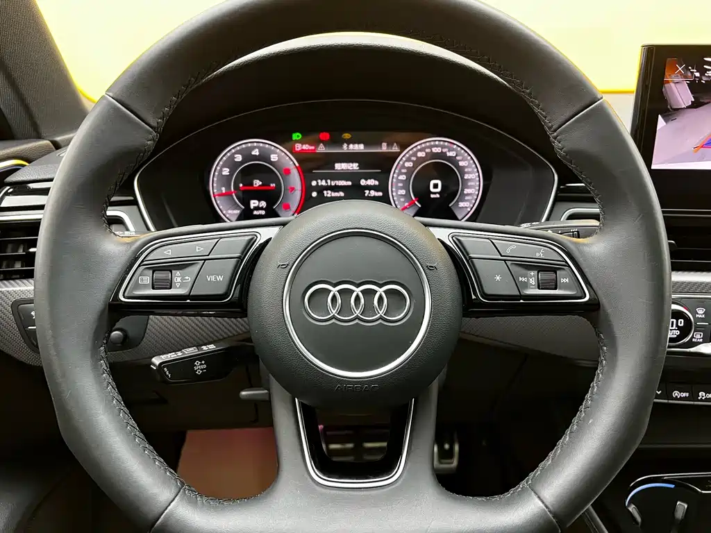 AUDI A4L