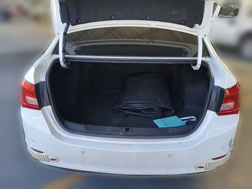 Buick Excelle — миниатюра 24