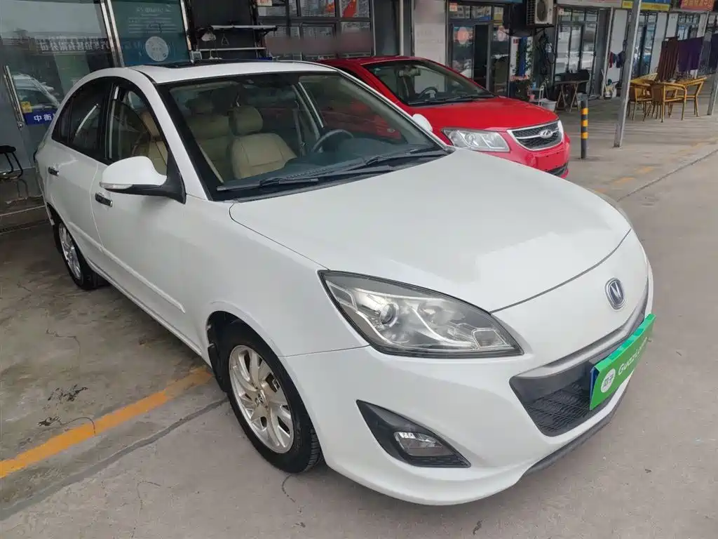 Changan V5 — миниатюра 4