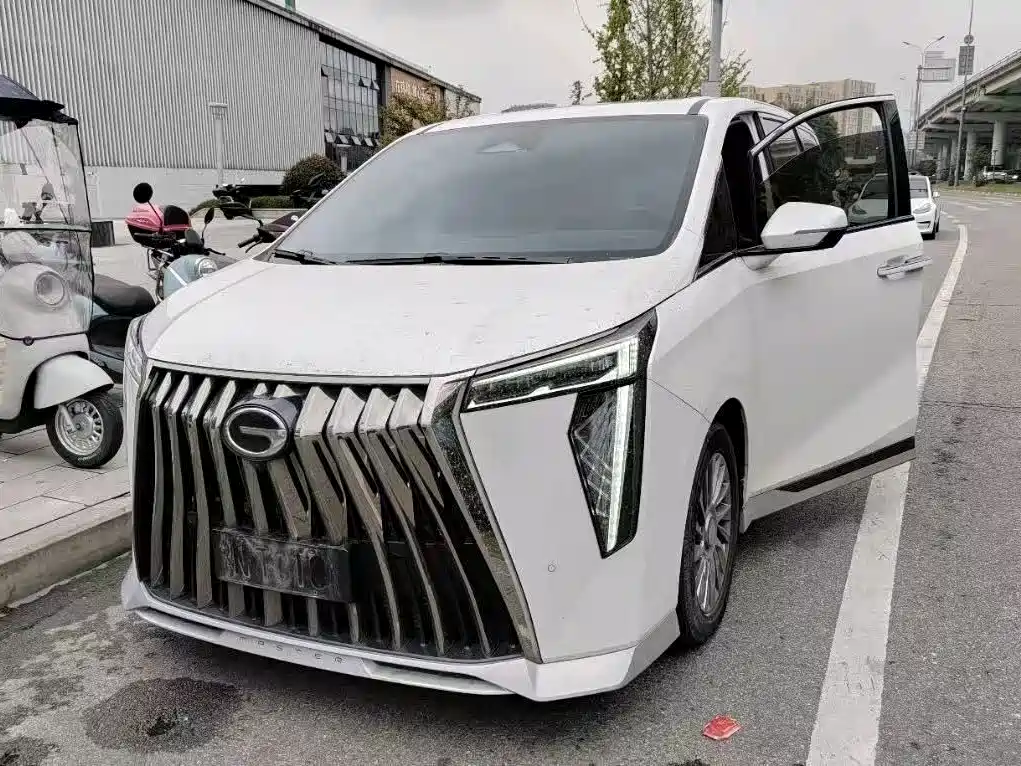 GAC Trumpchi M8