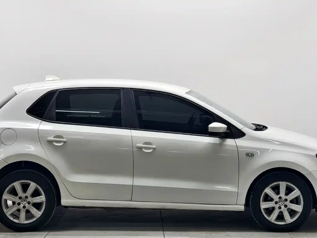 Volkswagen Polo — миниатюра 7