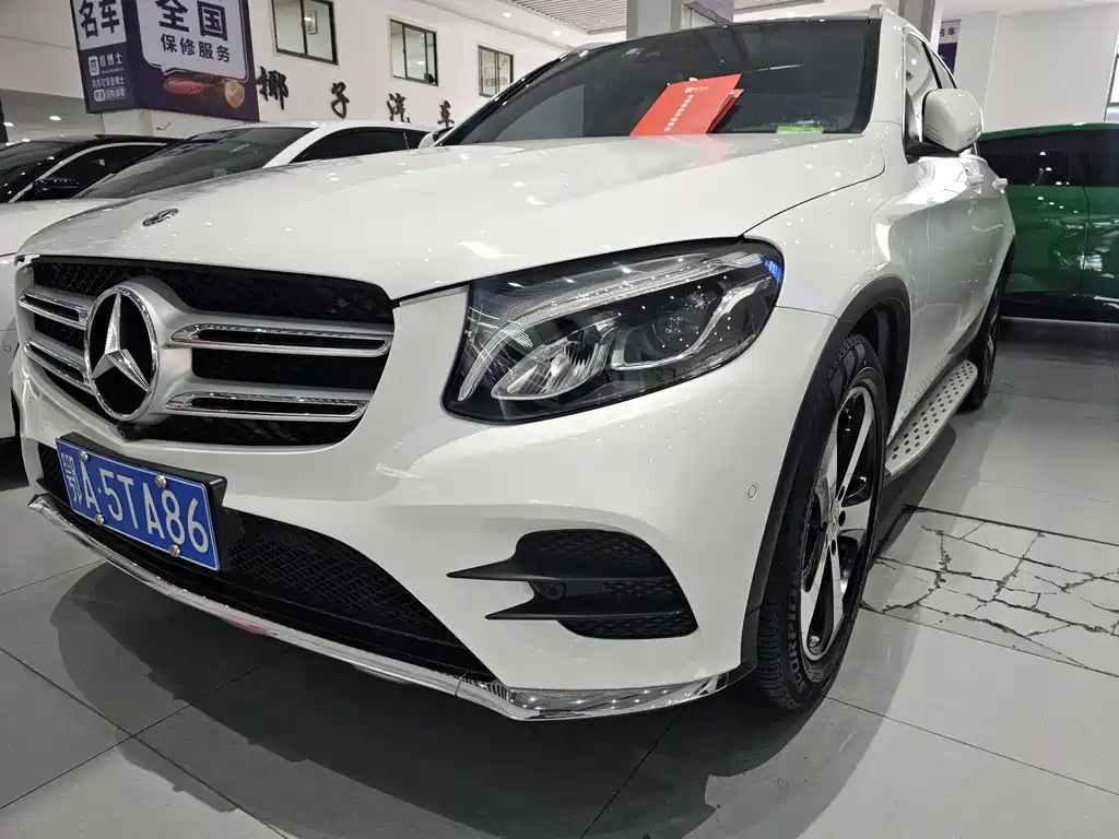 MERCEDES-BENZ GLC