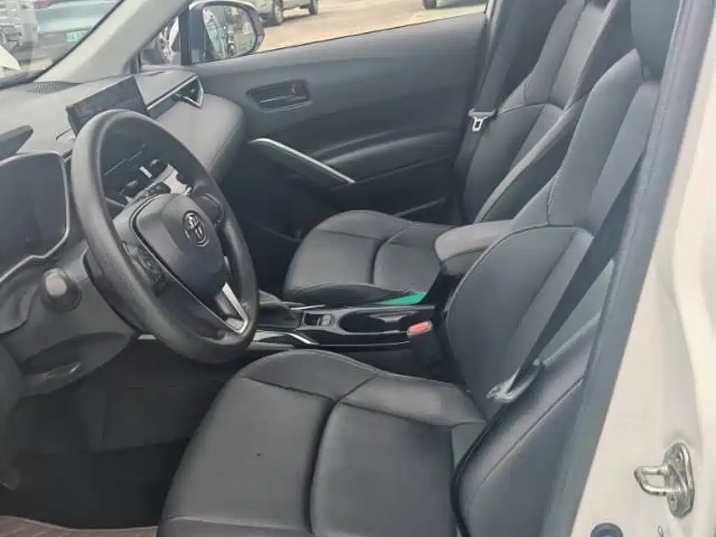 Toyota Frontlander — миниатюра 6