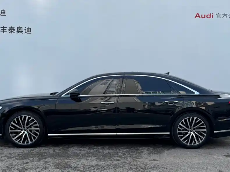 Audi A8 — миниатюра 4