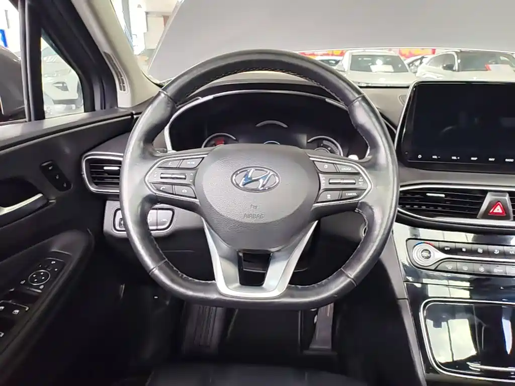 Hyundai Santa Fe — миниатюра 11