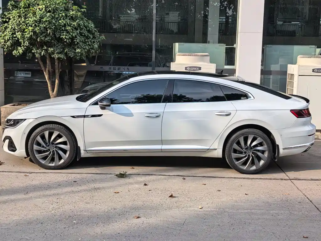 Volkswagen CC — миниатюра 2