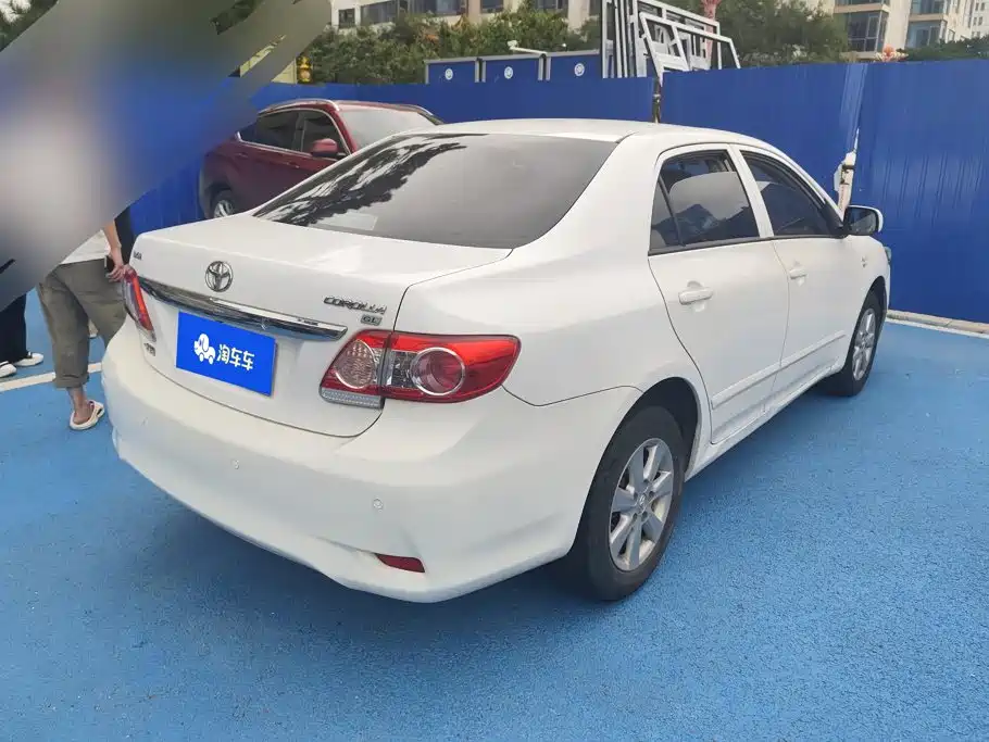 Toyota Corolla — миниатюра 3