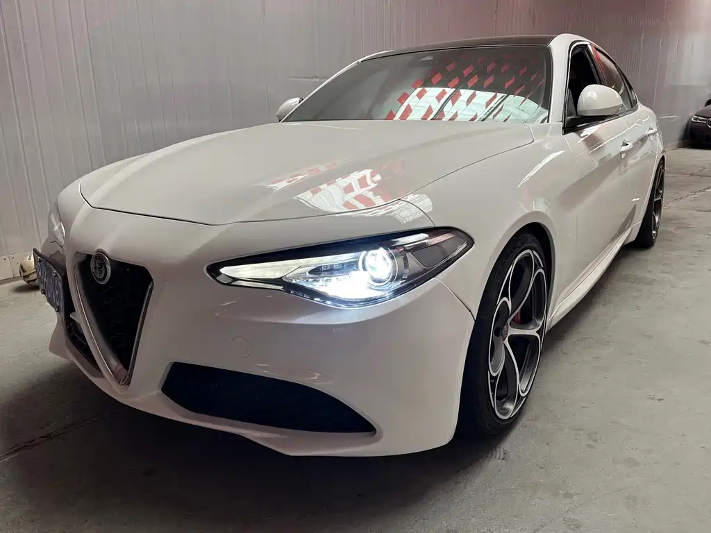 ALFA ROMEO GIULIA