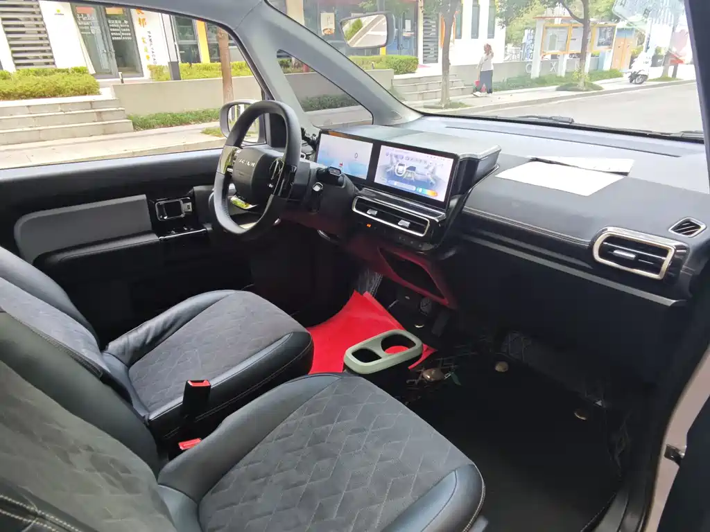 Baojun KiWi EV — миниатюра 18