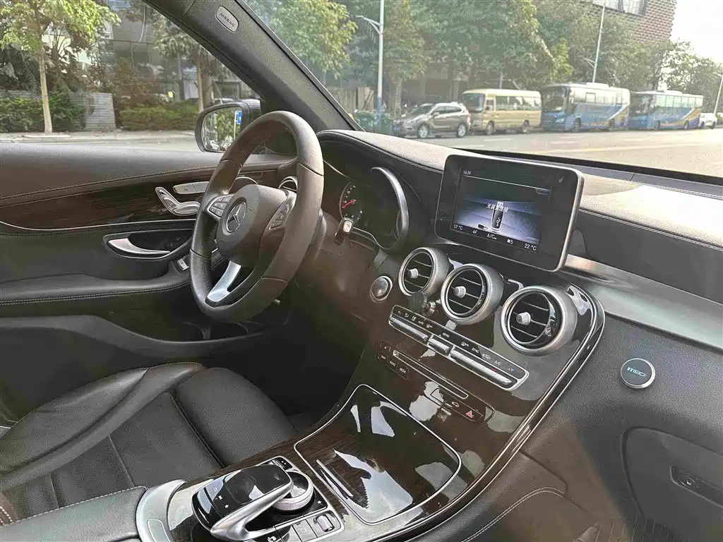 Mercedes-Benz GLC — миниатюра 19