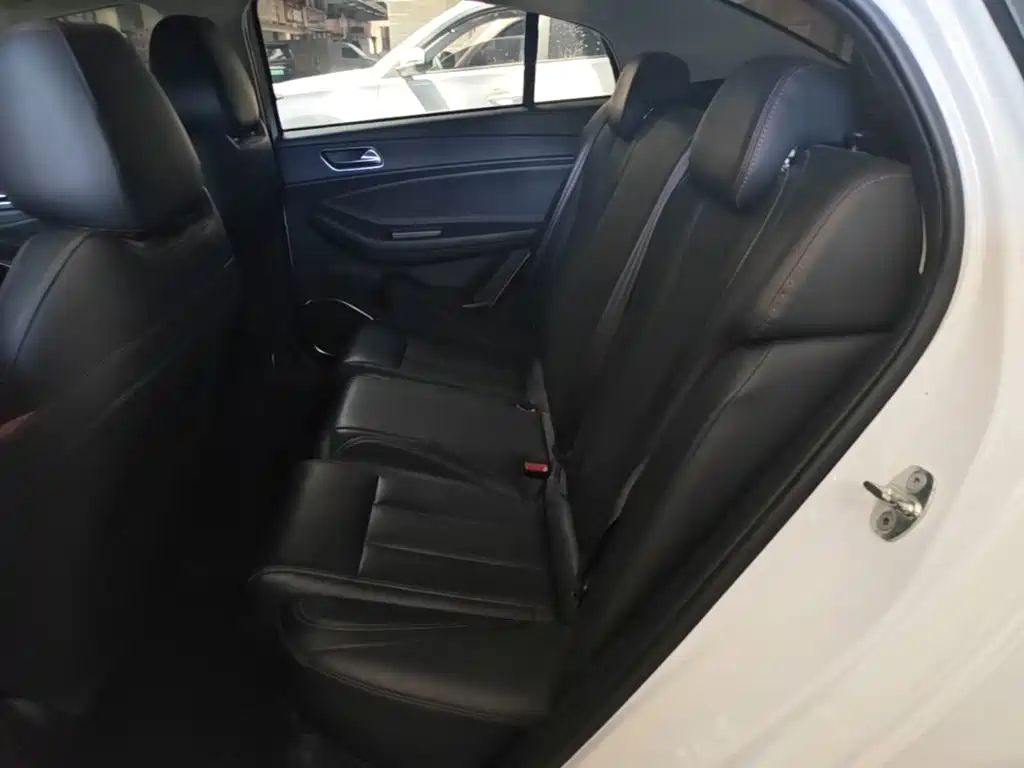 Chery Arrizo 5 PLUS — миниатюра 17