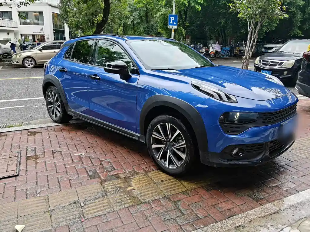Lynk & Co 02 — миниатюра 3