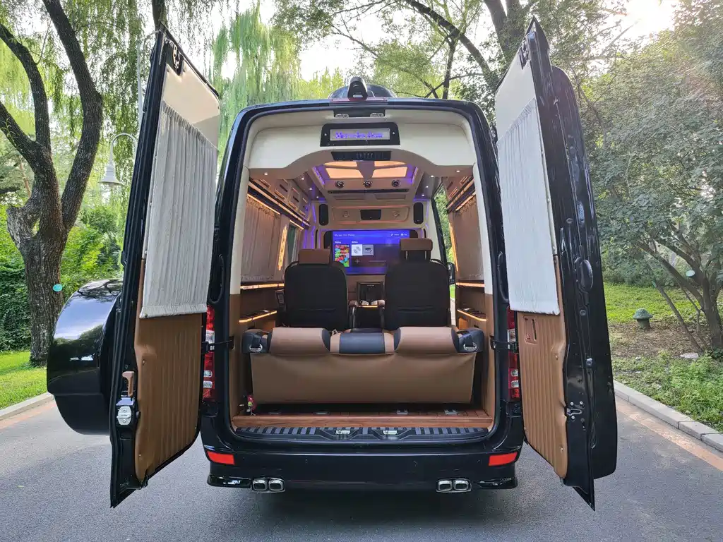 Mercedes-Benz Sprinter — миниатюра 38