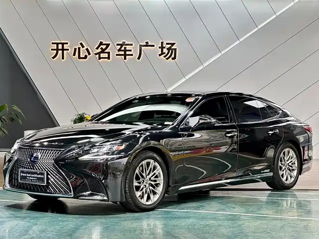 LEXUS LS 2019
