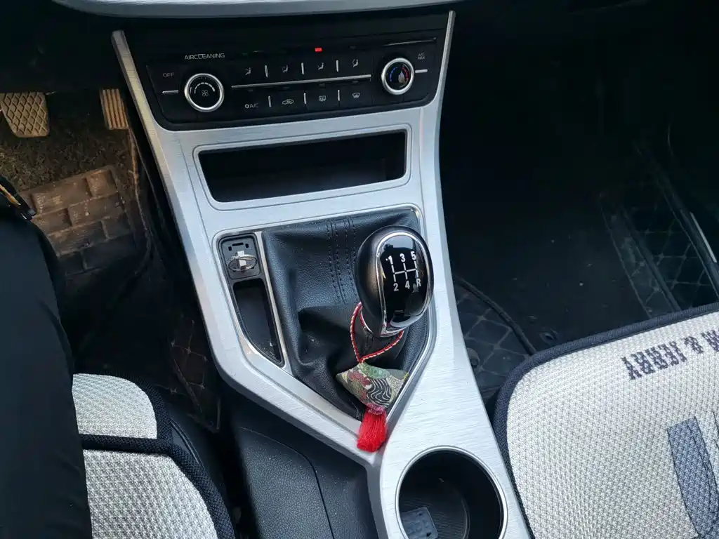 Geely Vision — миниатюра 15