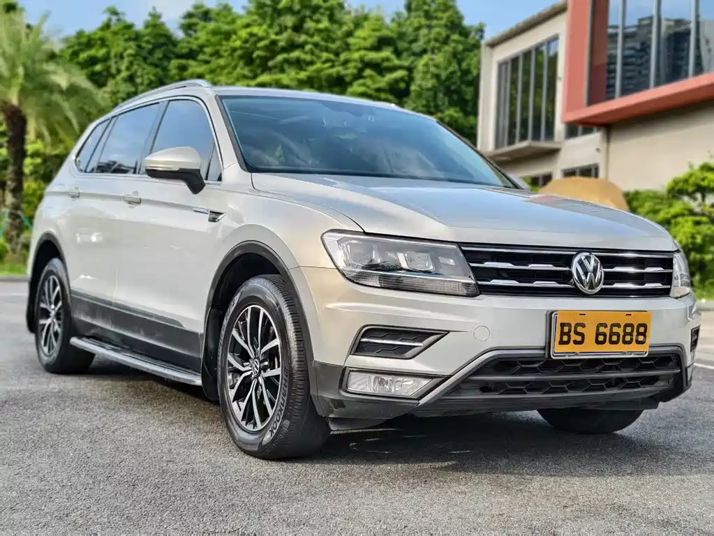 Volkswagen Tiguan L — миниатюра 3