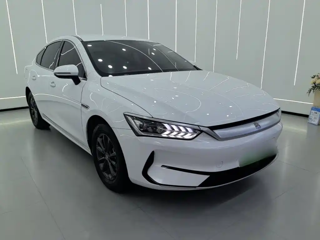 BYD Qin Plus 2023 — фото 3