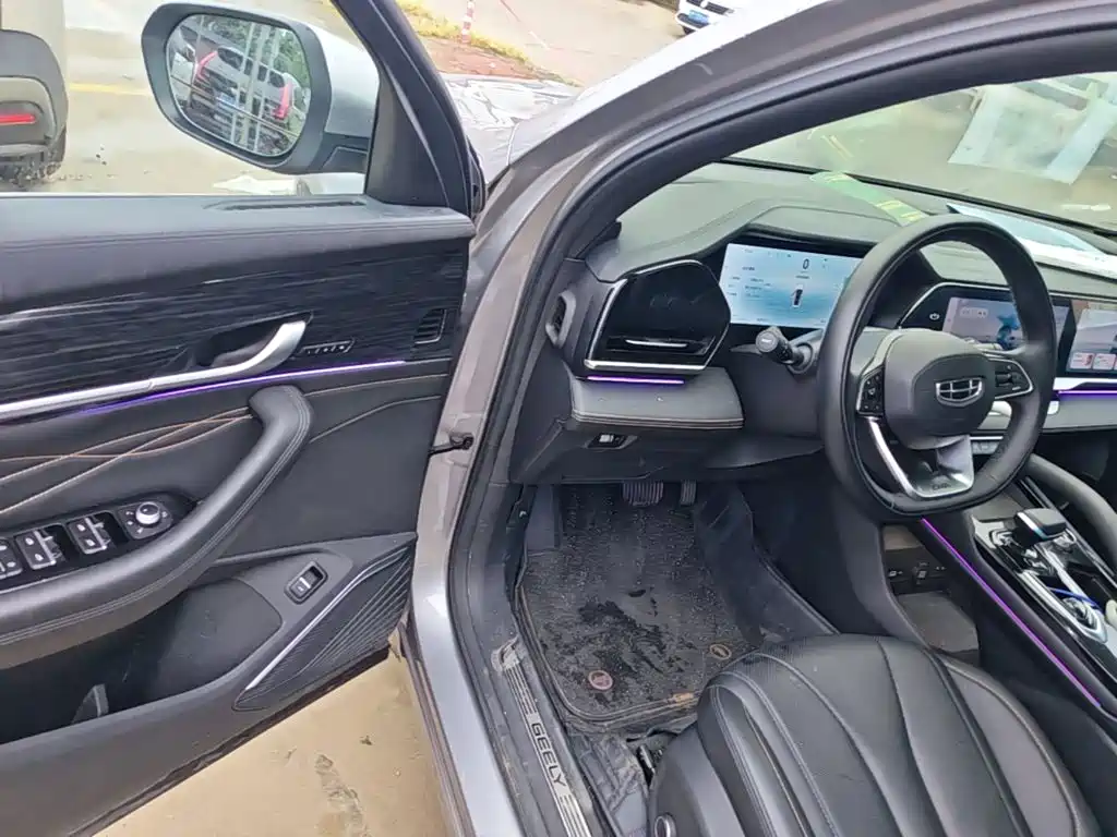 Geely Xingyue L — миниатюра 16