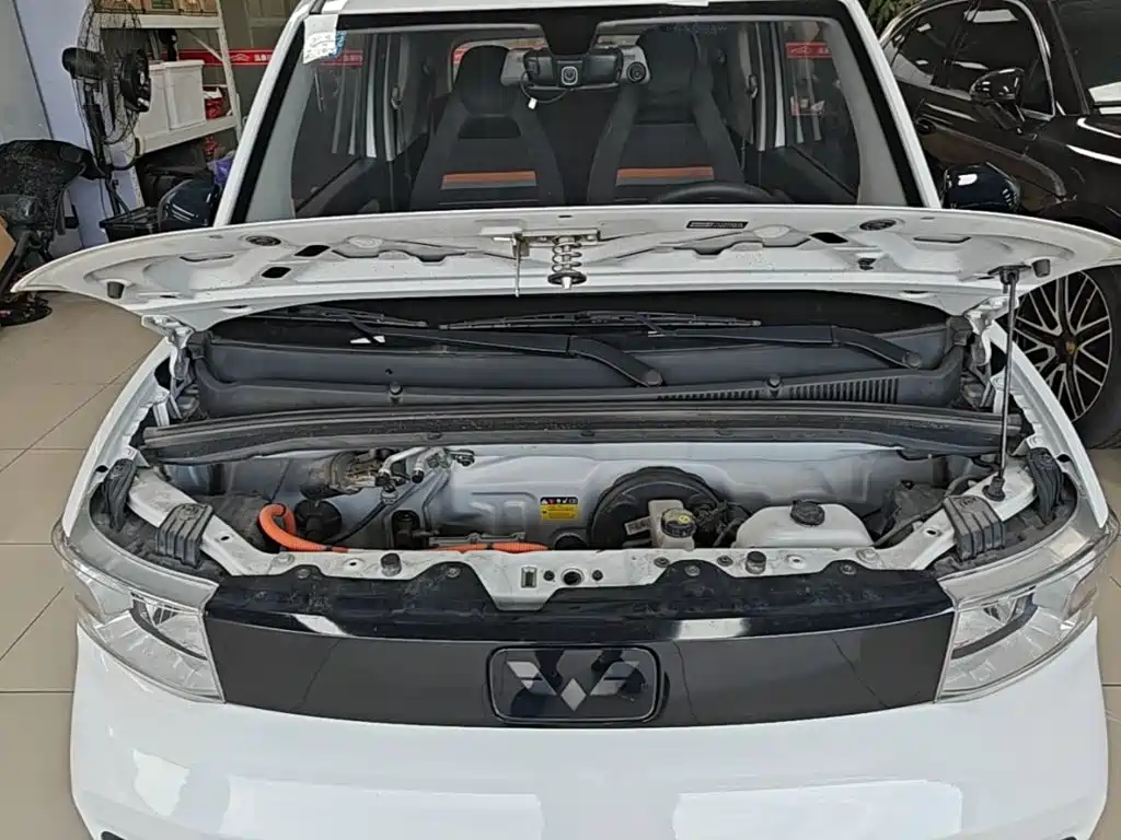 Wuling MINIEV — миниатюра 20
