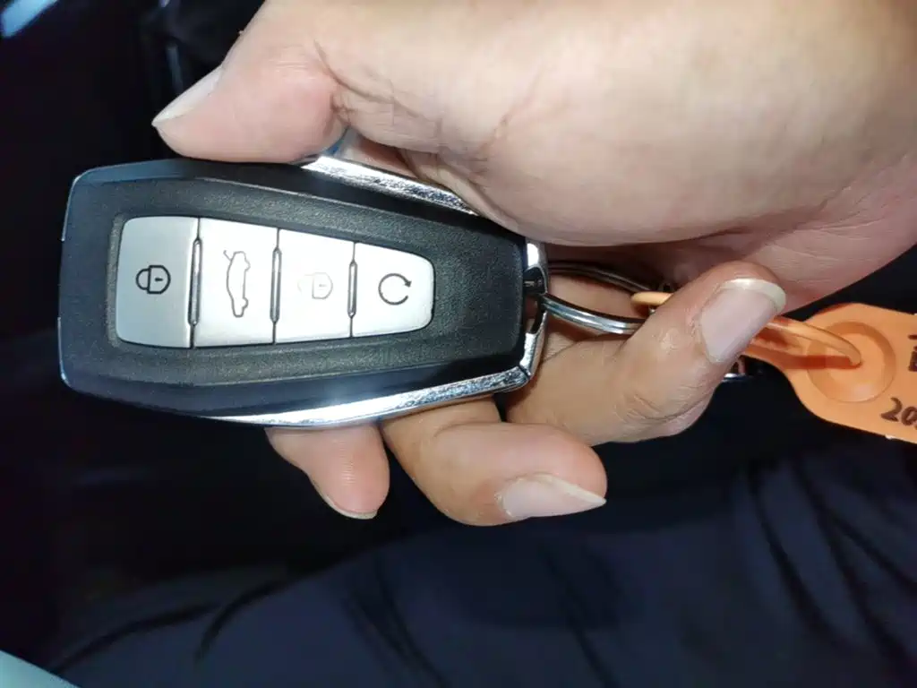 Geely Emgrand S — миниатюра 9