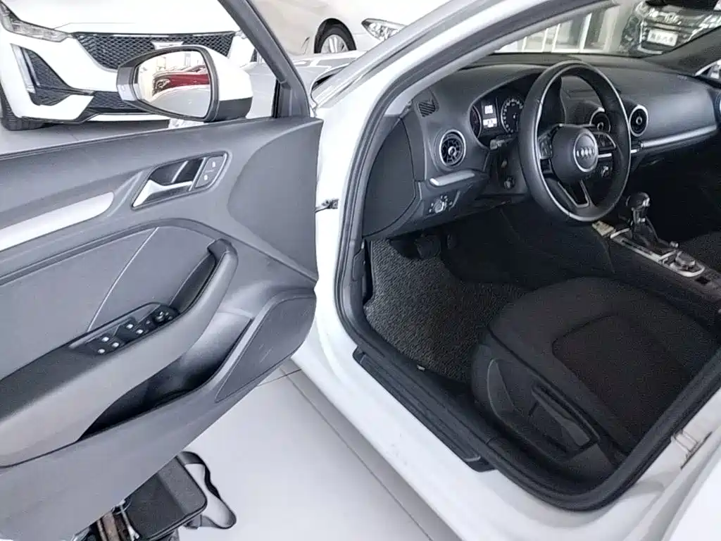Audi A3 — миниатюра 16