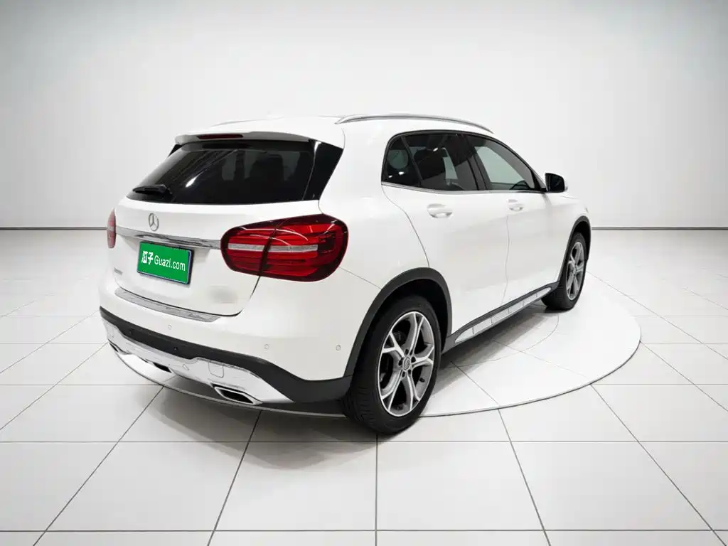 Mercedes-Benz GLA — миниатюра 4